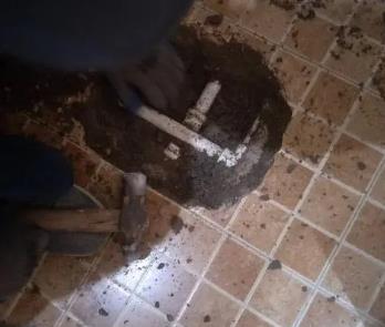 辉县卫生间漏水维修公司为您分享下卫生间渗水如何处理及注意事项